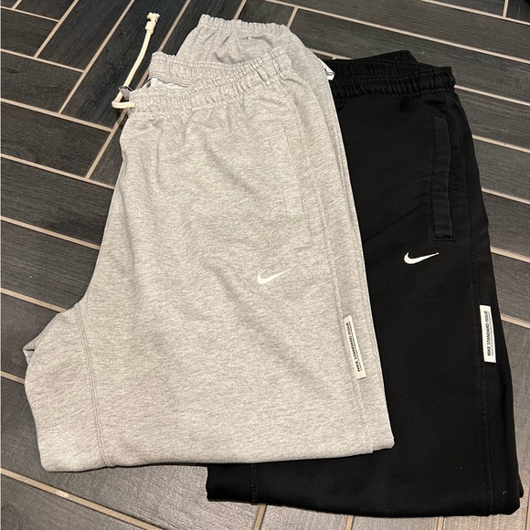 Nike Other - Men’s Nike Standard Issue Dri-fit Basketball pants size L
